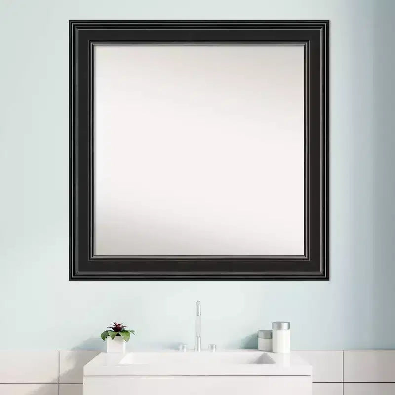 Miroir mural de salle de bain noir sans biseau 32 po x 32 po - Amanti Art