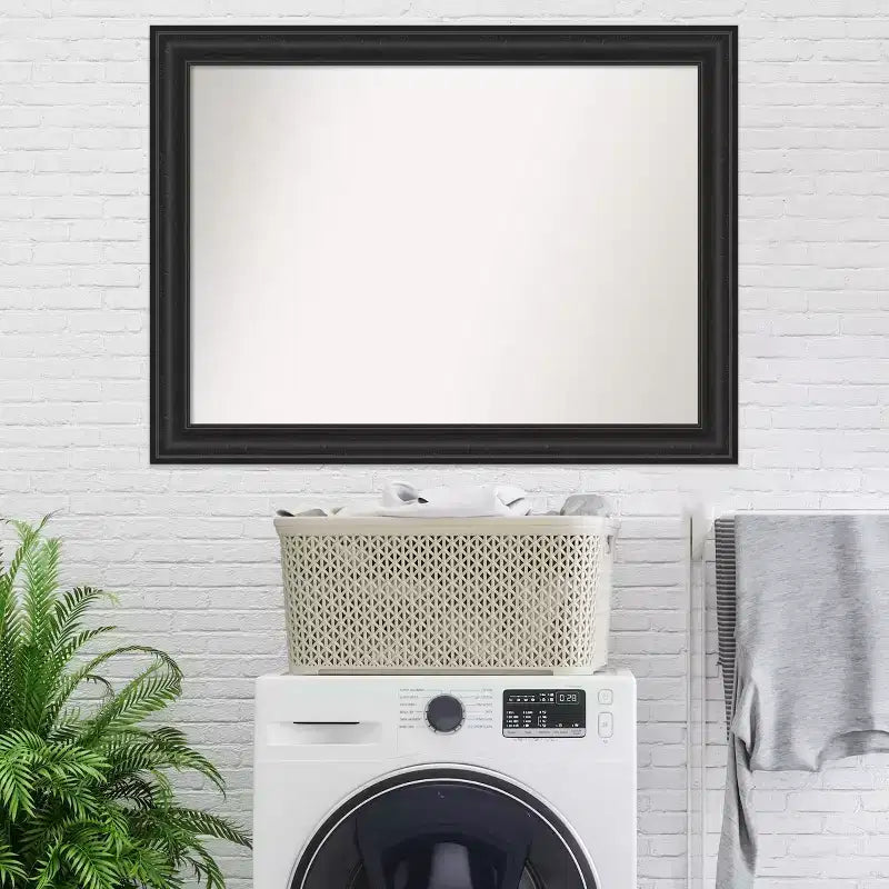 Miroir mural noir naufragé de 44 po x 33 po sans biseau - Amanti Art : Rectangle moderne, cadre en polystyrène, quincaillerie de montage incluse