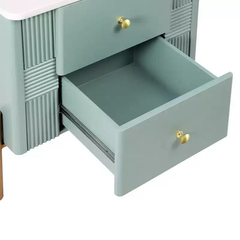 Table de Chevet Minimaliste Moderne Whisen avec 2 Tiroirs de Rangement, Poignées et Pieds en Métal Doré, Design Texturé Unique