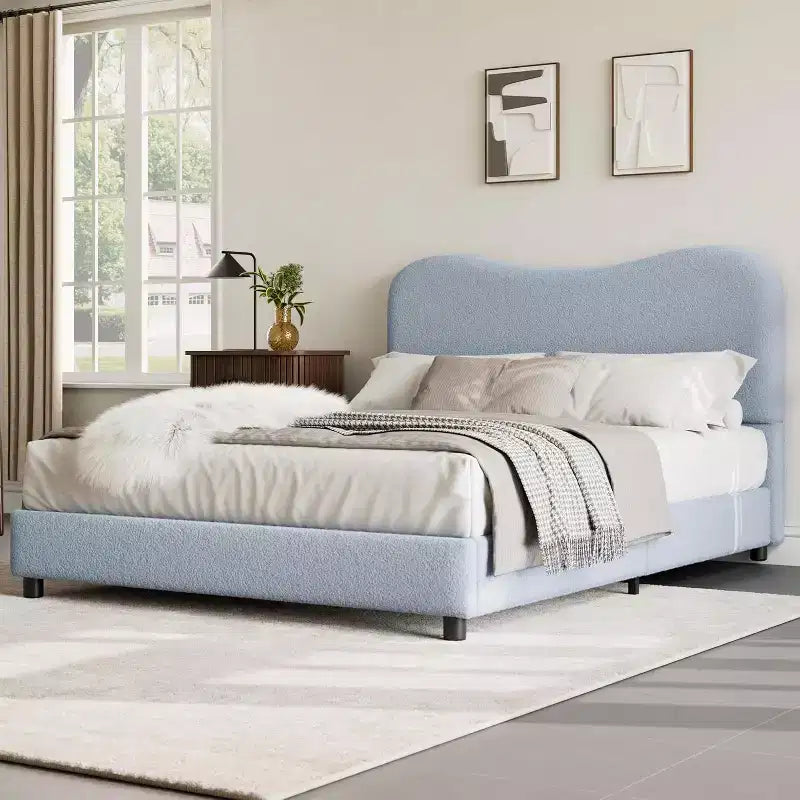 Cadre de lit double/grand lit/très grand lit avec tête de lit capitonnée en bouclé nuage, plateforme basse, lattes en bois robustes, silencieux, aucun sommier tapissier requis