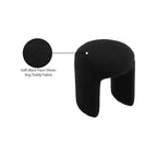 Meridian Furniture, Pouf/Tabouret en Tissu Peluche Fausse Fourrure Bowen
