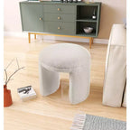 Meridian Furniture, Pouf/Tabouret en Tissu Peluche Fausse Fourrure Bowen