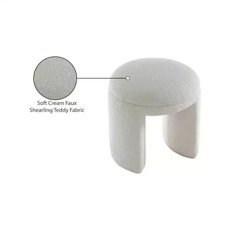 Meridian Furniture, Pouf/Tabouret en Tissu Peluche Fausse Fourrure Bowen