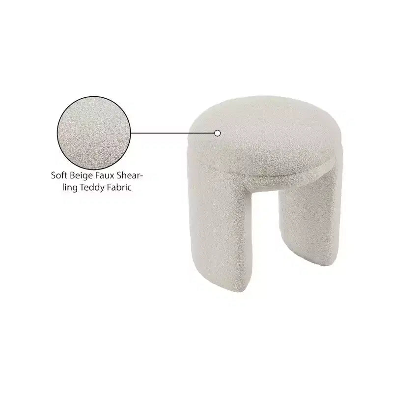 Meridian Furniture, Pouf/Tabouret en Tissu Peluche Fausse Fourrure Bowen
