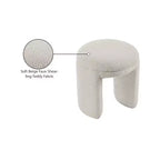 Meridian Furniture, Pouf/Tabouret en Tissu Peluche Fausse Fourrure Bowen