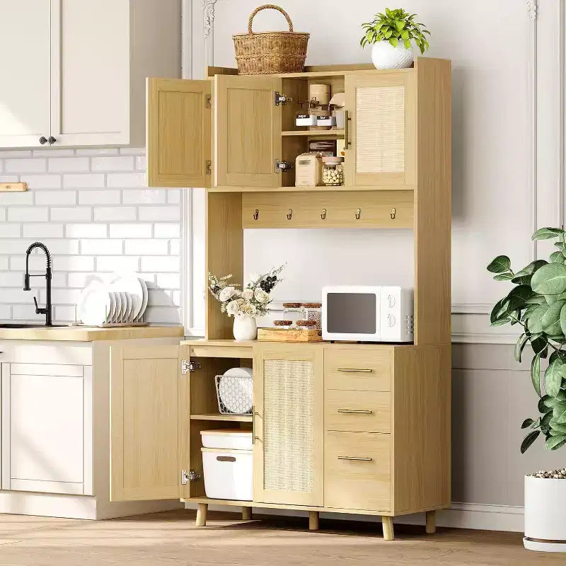 Acekool Meuble de cuisine haut en rotin de 180 cm, armoire de rangement style bohème avec étagère à micro-ondes, tiroirs, crochets, rangement pour salle à manger, naturel