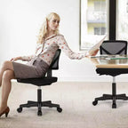Chaise de bureau Okak dossier bas en maille, sans accoudoirs, chaise d'ordinateur avec support lombaire, chaise de bureau pour l'étude, la salle de lecture, le bureau