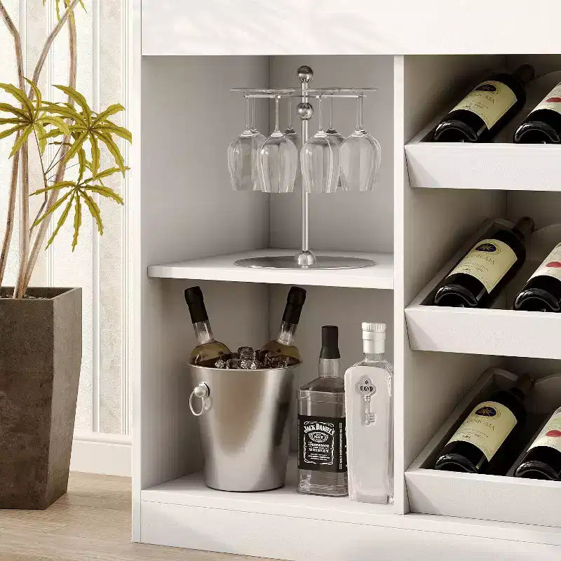 Meuble bar/cave à vin multicouche blanc Famapy : comptoir en verre à motif ondulé, conception à plusieurs niveaux, rangement spacieux pour vins et spiritueux, éclairage d'ambiance