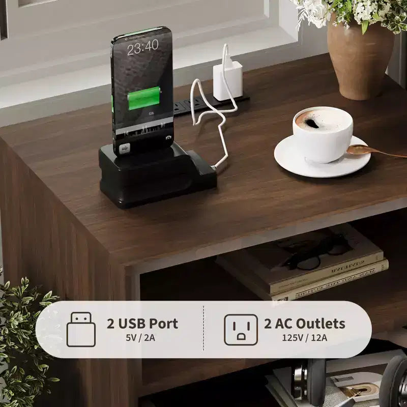 Table de Chevet Cannelée, Table de Nuit Haute en Bois avec Station de Recharge Ports USB et Prises, 2 Tiroirs et Étagère Ouverte, Table d'Appoint Moderne pour Chambre à Coucher