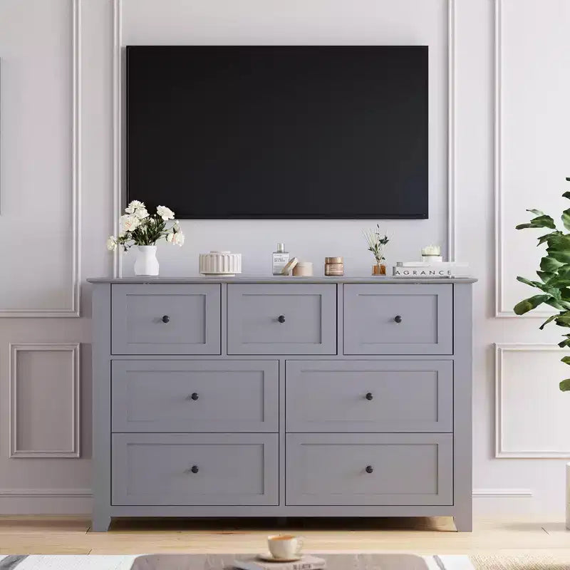 Commode moderne large à 7 tiroirs avec poignées métalliques, meuble de rangement en bois pour chambre à coucher, couloir ou entrée