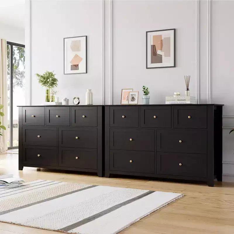 Commode moderne large à 7 tiroirs avec poignées métalliques, meuble de rangement en bois pour chambre à coucher, couloir ou entrée