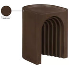 Table d'appoint Meridian Furniture Avenda