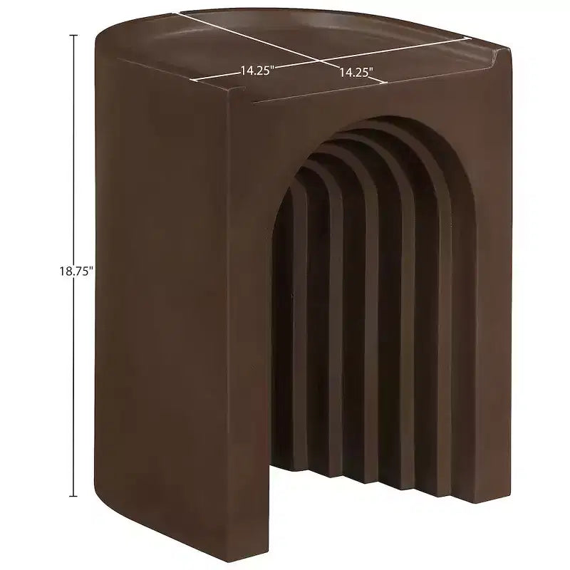 Table d'appoint Meridian Furniture Avenda