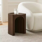 Table d'appoint Meridian Furniture Avenda