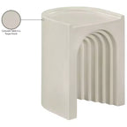 Table d'appoint Meridian Furniture Avenda