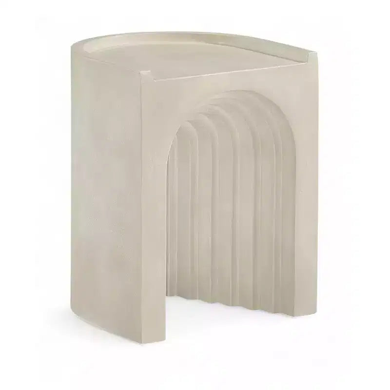 Table d'appoint Meridian Furniture Avenda