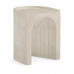 Table d'appoint Meridian Furniture Avenda