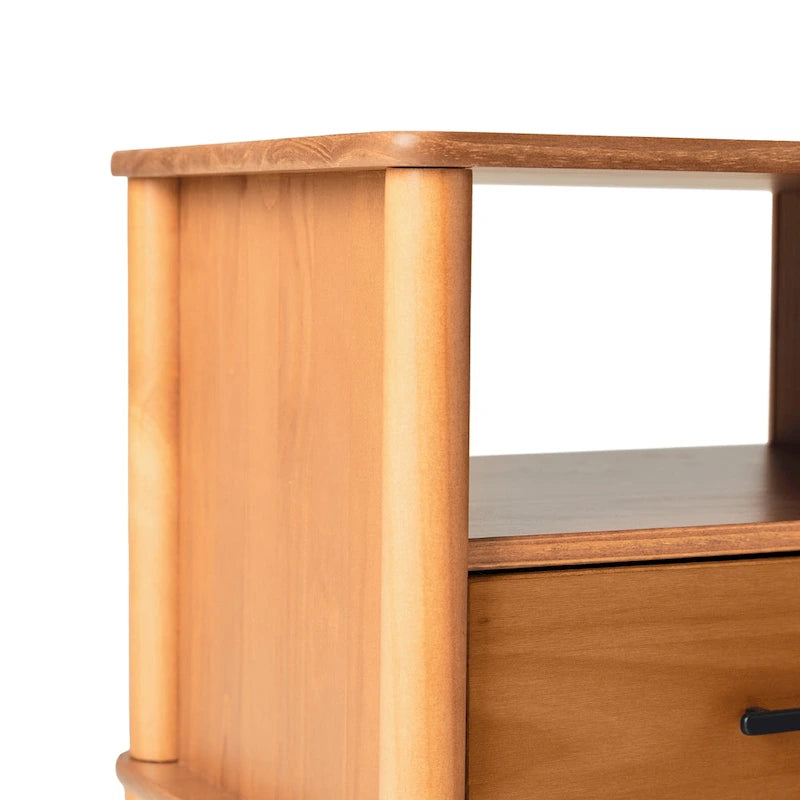 Table de chevet avec pieds fuseaux en bois massif style Mid-century Modern Middlebrook Designs