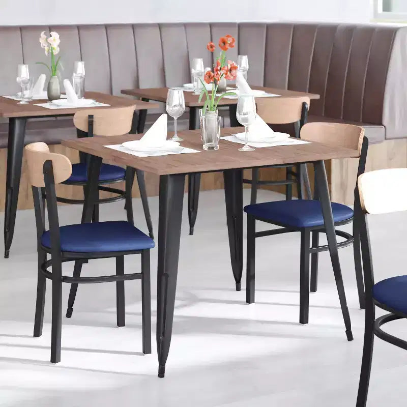 Chaise de salle à manger commerciale Flash Furniture Wright avec cadre en acier de 227 kg de capacité, assise en bois massif et dossier boomerang