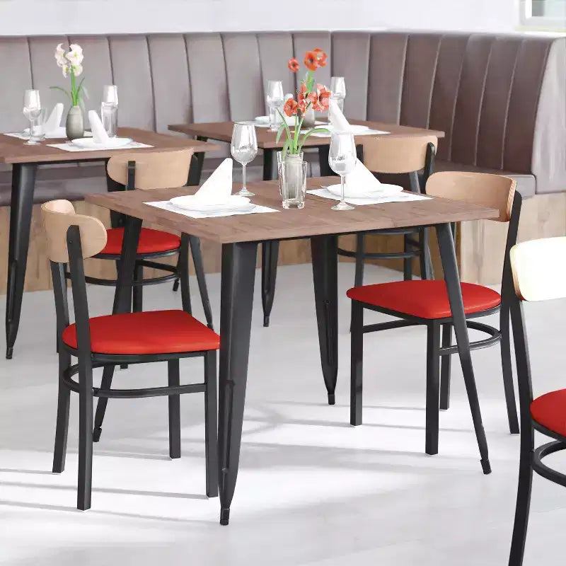 Chaise de salle à manger commerciale Flash Furniture Wright avec cadre en acier de 227 kg de capacité, assise en bois massif et dossier boomerang