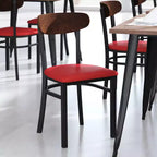 Chaise de salle à manger commerciale Flash Furniture Wright avec cadre en acier de 227 kg de capacité, assise en bois massif et dossier boomerang
