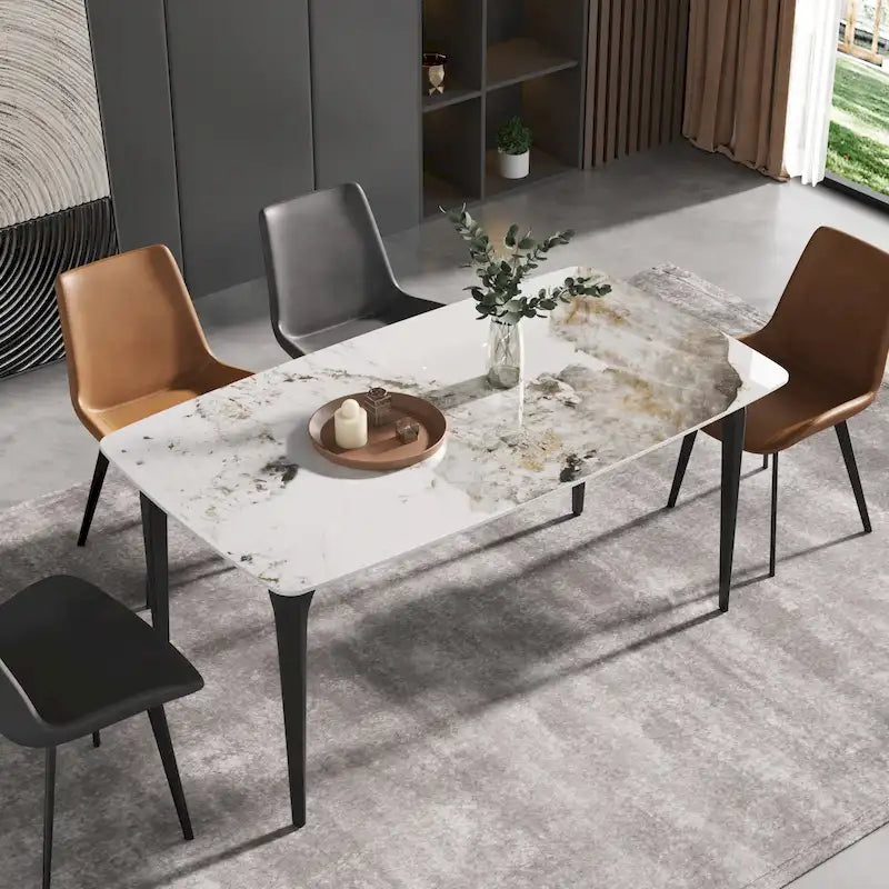 Table à manger moderne en ardoise, plateau en pierre frittée motif Pandora et pieds en métal.