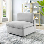 Chaise sans accoudoirs en velours capitonné de performance garnie de duvet Commix