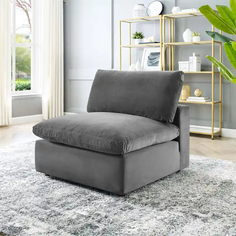 Chaise sans accoudoirs en velours capitonné de performance garnie de duvet Commix