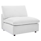 Chaise sans accoudoirs en velours capitonné de performance garnie de duvet Commix