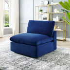 Chaise sans accoudoirs en velours capitonné de performance garnie de duvet Commix