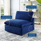 Chaise sans accoudoirs en velours capitonné de performance garnie de duvet Commix