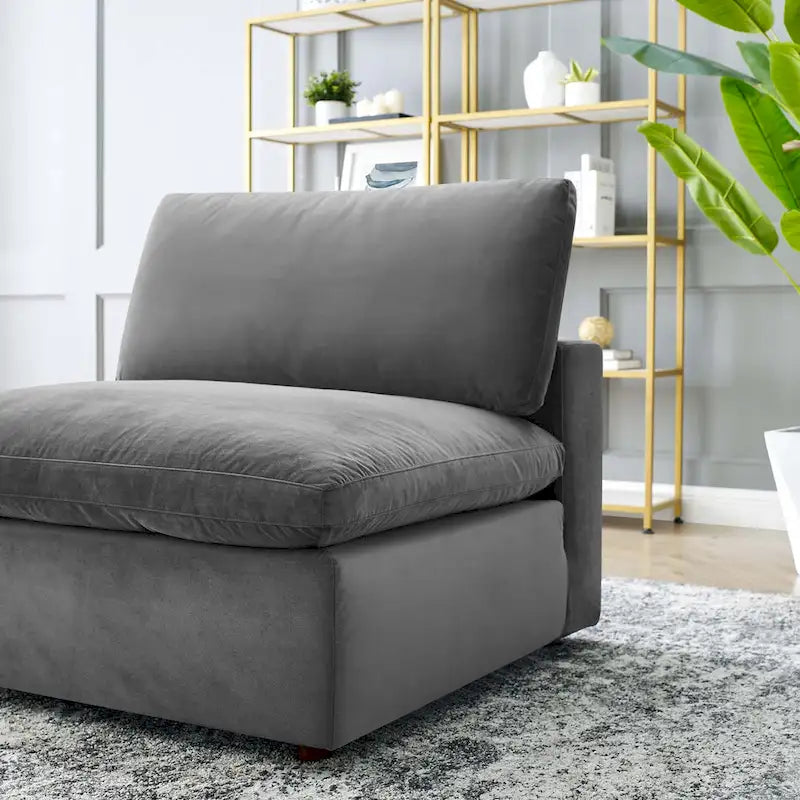 Chaise sans accoudoirs en velours capitonné de performance garnie de duvet Commix