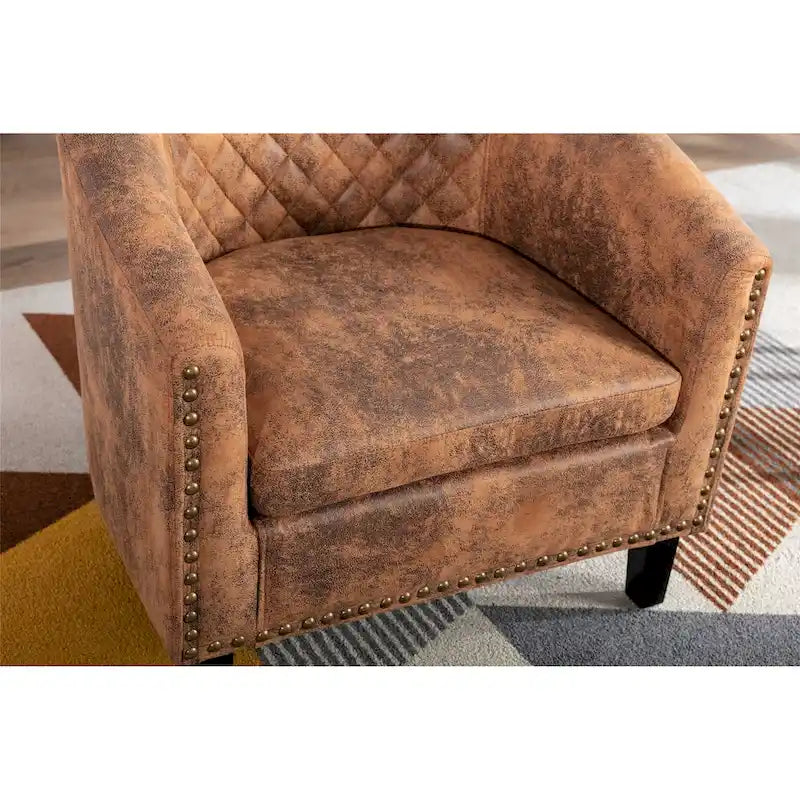 Fauteuil d'appoint Barrel avec clous décoratifs et pieds en bois massif