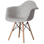 Fauteuil rembourré de style Mid-Century Modern avec pieds en bois de hêtre