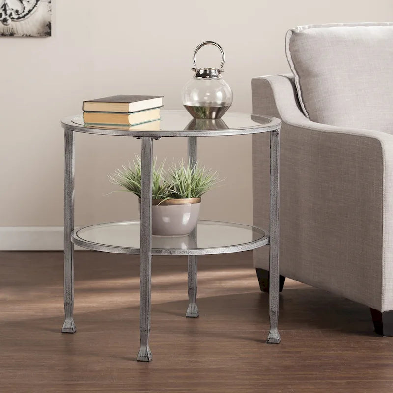 Table d'appoint ronde avec étagère Glenn Silver de SEI Furniture