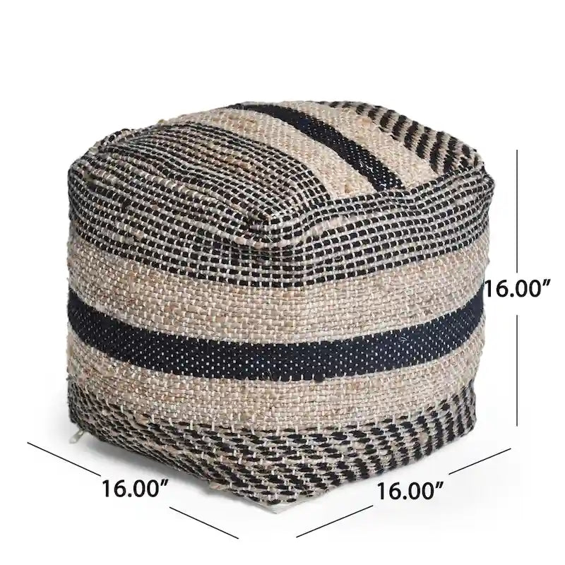 Pouf en tissu bohème fait à la main Caiman de Christopher Knight Home