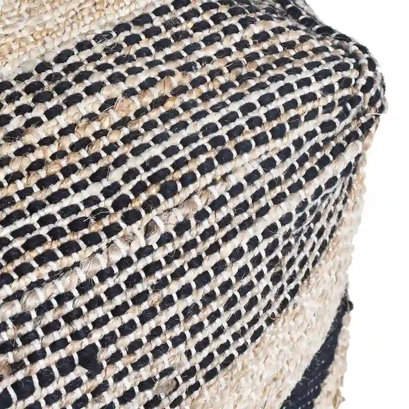 Pouf en tissu bohème fait à la main Caiman de Christopher Knight Home