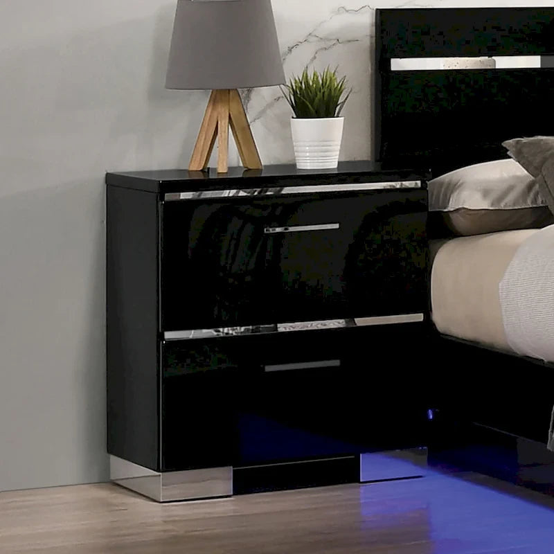 Lit plateforme 3 pièces Benvolio contemporain en bois noir avec éclairage LED et 2 tables de chevet avec port USB, par Furniture of America
