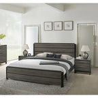 Ensemble de 3 meubles de chambre à coucher Roundhill Furniture Ioana, finition gris antique, lit à panneaux et deux tables de chevet