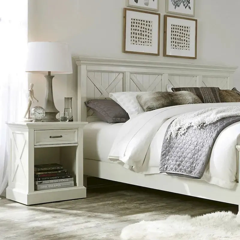 Ensemble tête de lit king-size et table de chevet 2 pièces blanc cassé Seaside Lodge par homestyles