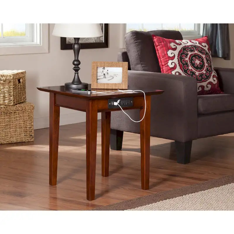 Table d'appoint AFI Shaker avec chargeur, en noyer