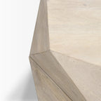 Table basse hexagonale en bois massif Arreto avec rangement