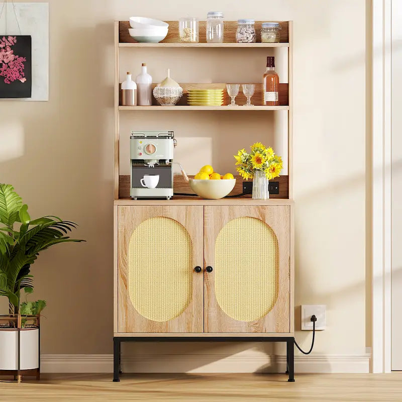 Armoire à 2 portes en rotin Moasis avec étagère de boulanger, prises électriques et ports USB