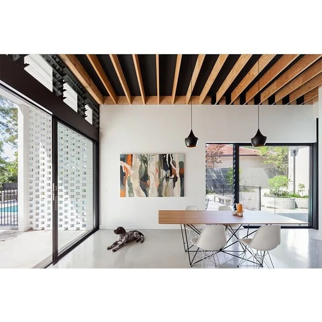 Chaises design en plastique Pieds filaires chromés argentés Rétro Salle à manger Accents Coque moulée Bureau Travail Base chromée Cuisine