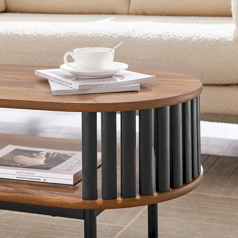 Table basse ovale en bois bicolore moderne Collins avec étagère