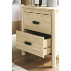 Tête de lit à panneaux, commode et table de chevet Cabinella Tan de Signature Design by Ashley