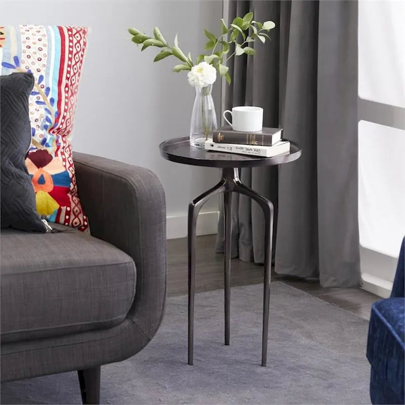 Table d'appoint contemporaine ronde en métal fin, style élégance moderne