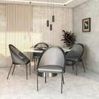 Chaise de salle à manger Urbane en similicuir et pieds en acier thermolaqué par LeisureMod