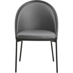 Chaise de salle à manger Urbane en similicuir et pieds en acier thermolaqué par LeisureMod