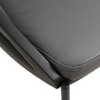 Chaise de salle à manger Urbane en similicuir et pieds en acier thermolaqué par LeisureMod